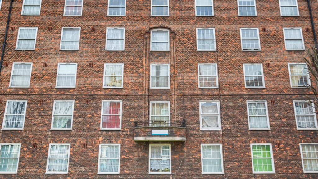 Maintaining Sash Windows